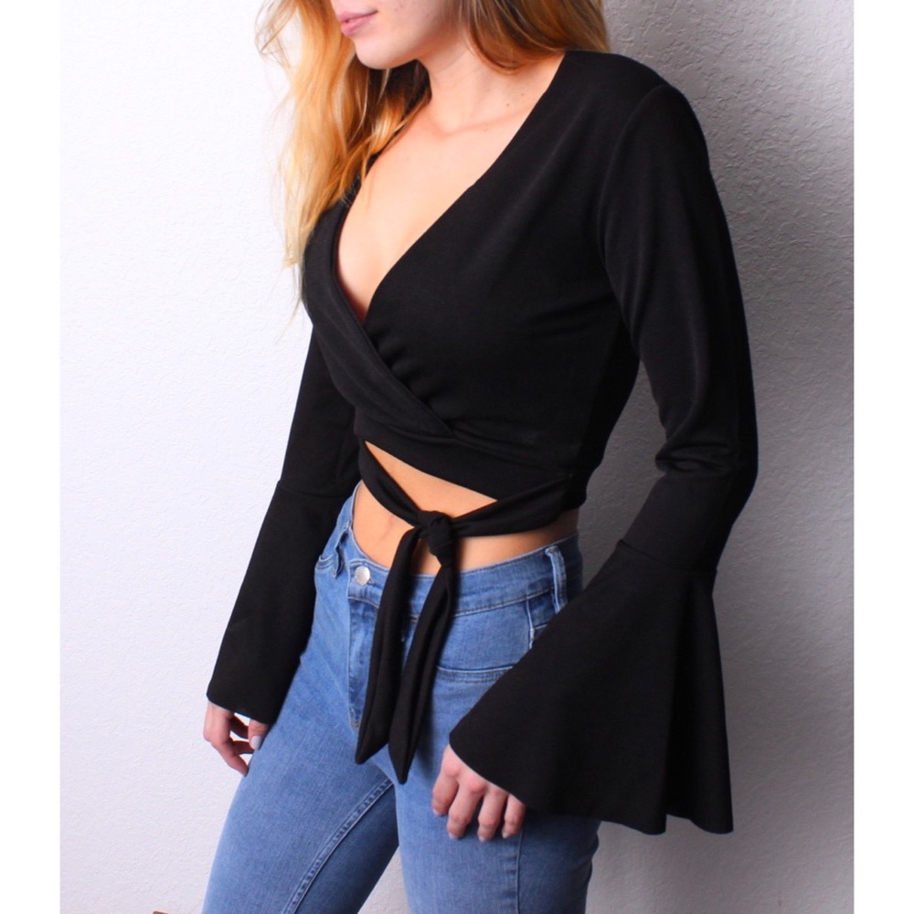 PrettyLittleThing Black Wrap Flare Sleeve Crop Top